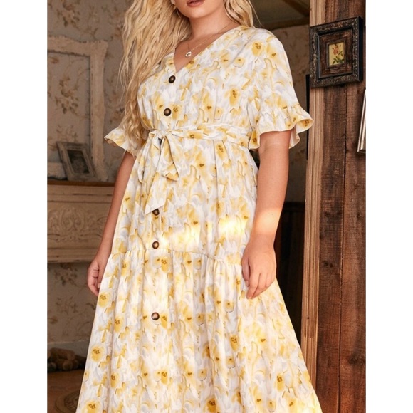 NWOT Yellow floral maxi dress - Picture 4 of 4